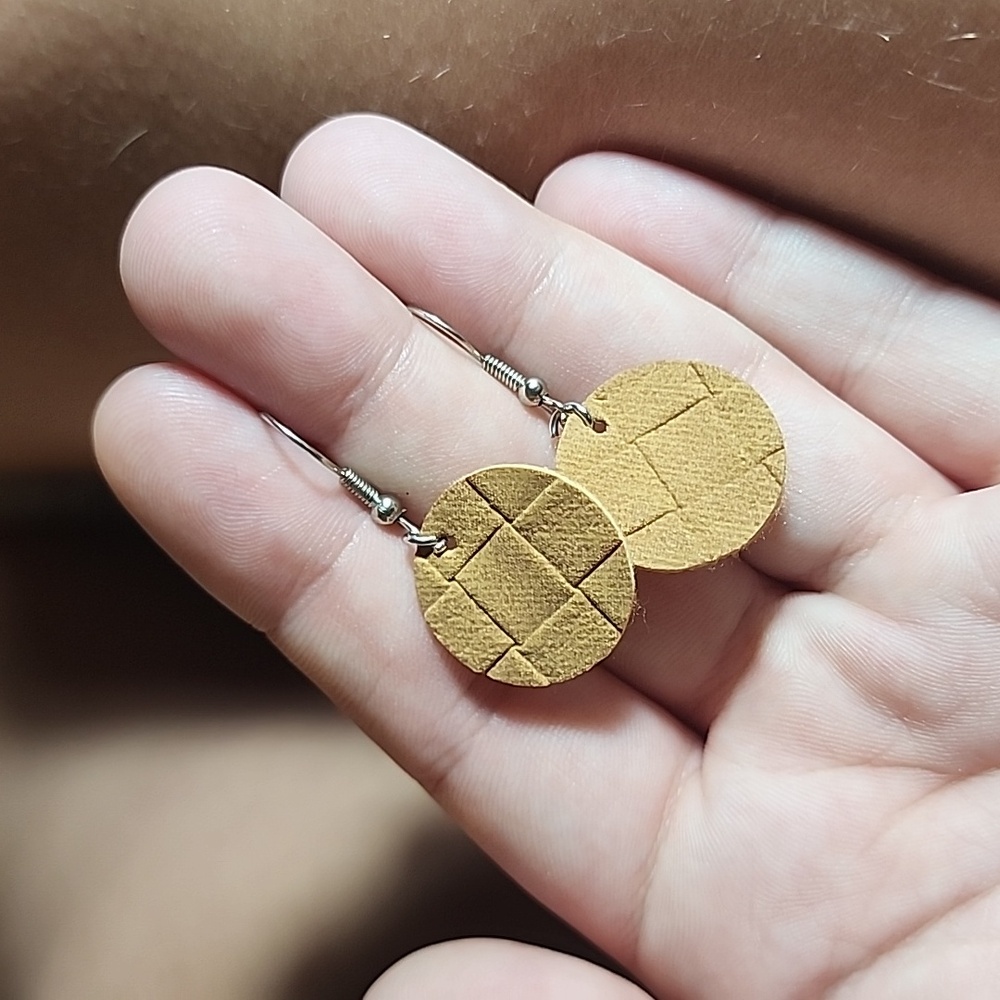 (94) Gold Woven Earrings